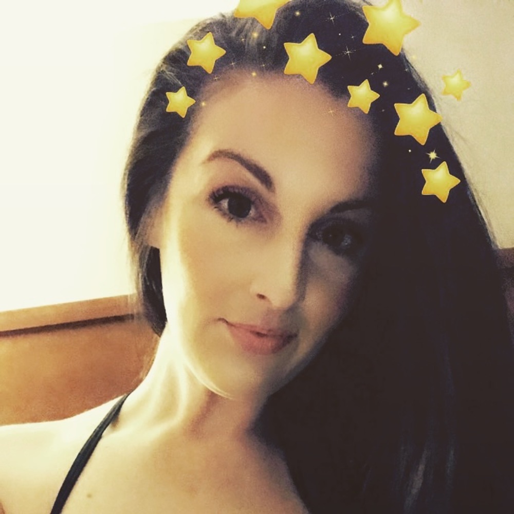 Meet your Posher, Janelle